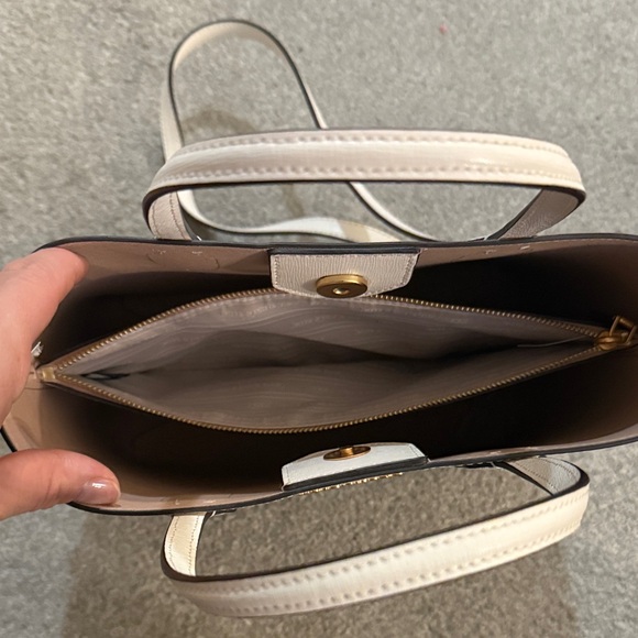 Kate Spade Cream Tote Bag with Gold Accents - Picture 2 of 3